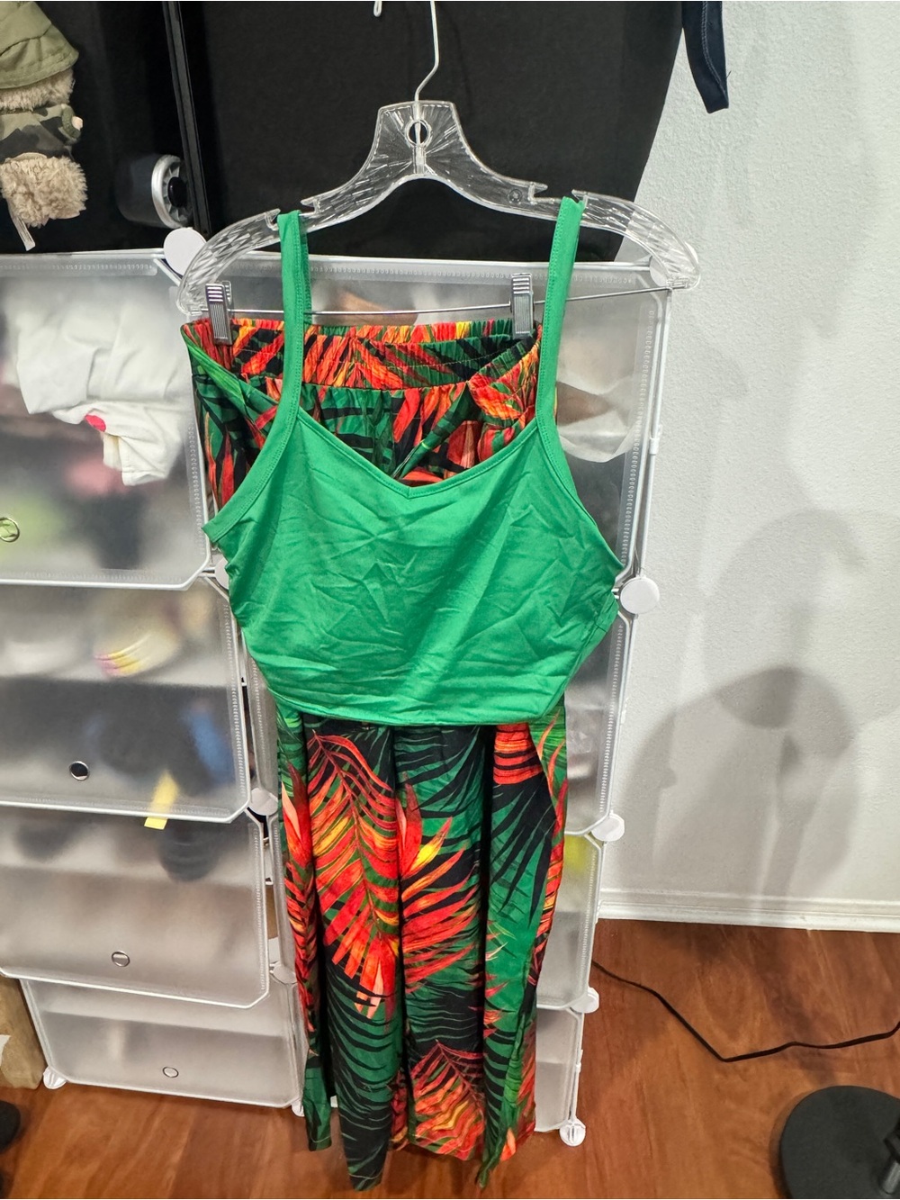 Green Tropical Print Women’s Two-Piece Set
